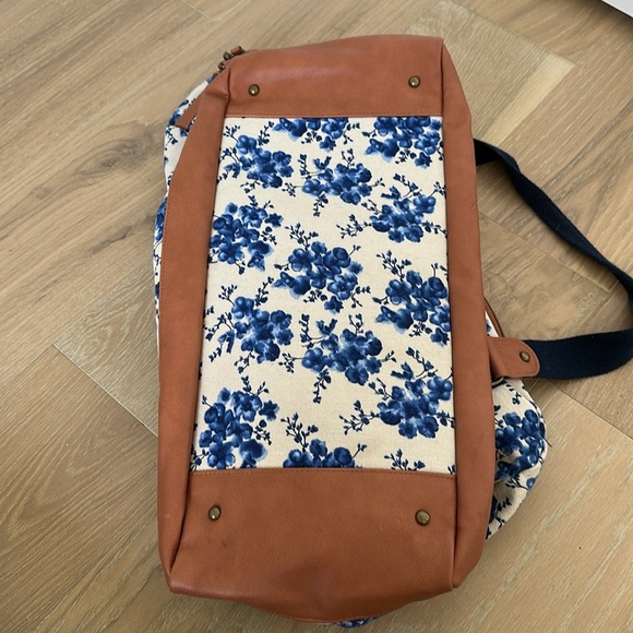 Target Large Floral Canvas Travel Overnight Duffle Bag Grannycore Cottagecore - Picture 9 of 9